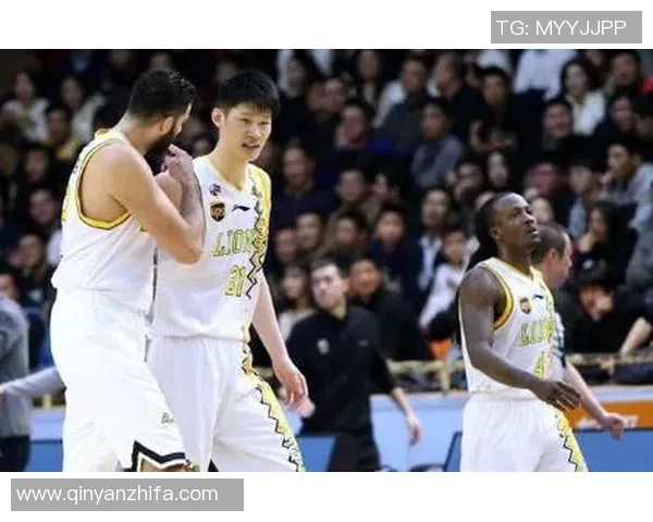 重庆排球队以79分领跑大师赛积分榜展现强劲实力